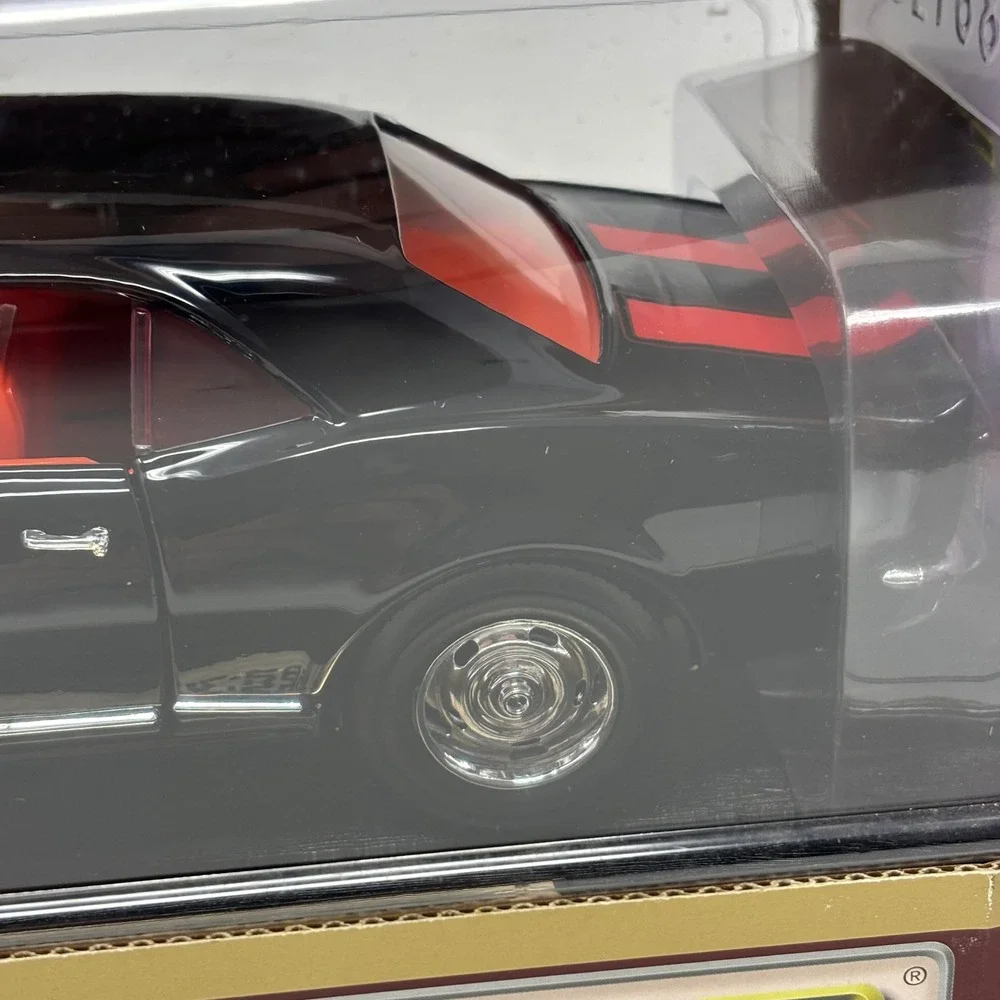 1967 Chevrolet Camaro Black 1:18 Yat Ming Road Legends Diecast Sealed